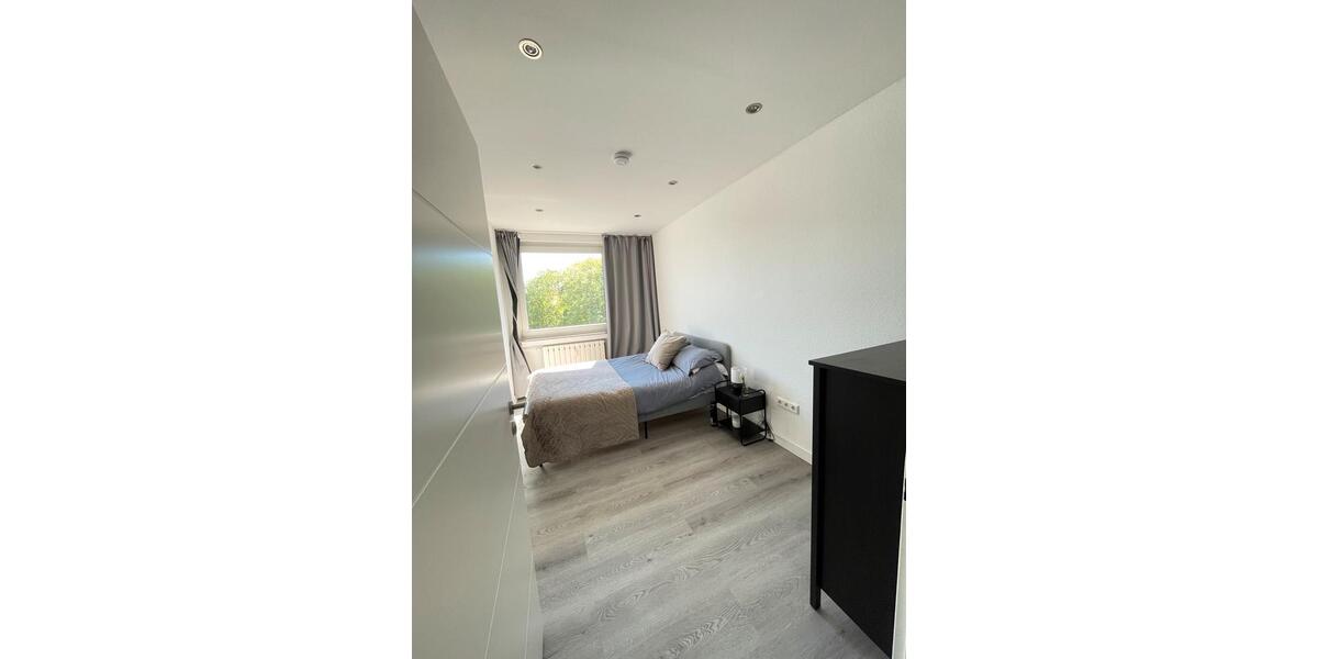 Etagenwohnung Duisburg Duisburg-Mitte - 3.5 Zimmer, 74 m&sup2;, 595&euro; | Angebot:26382975