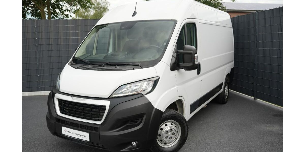 Peugeot Boxer 49.237 km 19.999 &euro; Dormagen 41539