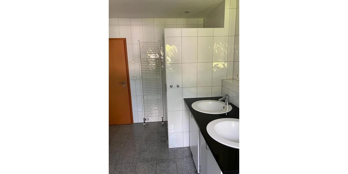 Reihenhaus Mülheim an der Ruhr Linksruhr - 5 Zimmer, 160 m&sup2;, 2.490&euro; | Angebot:27576703