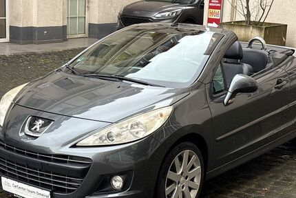 Peugeot 207 104.000 km 6.900 &euro; Mettmann Stadtwald Bahnhof 40822