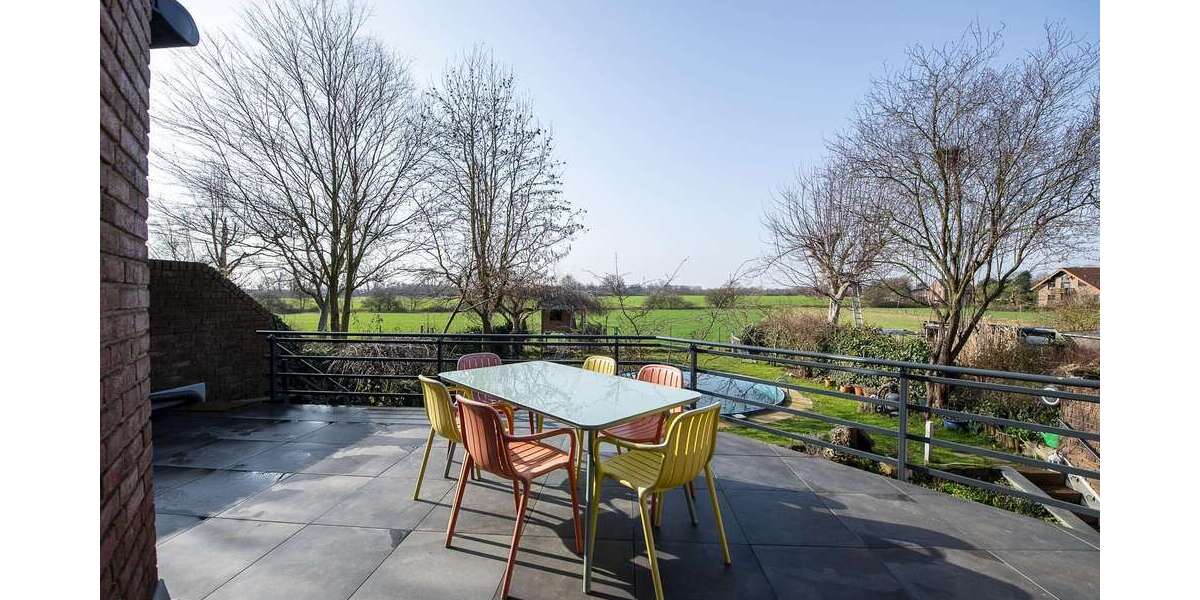 Einfamilienhaus Krefeld Gellep-Stratum - 6 Zimmer, 242 m&sup2;, 920.000&euro; | Angebot:25719377