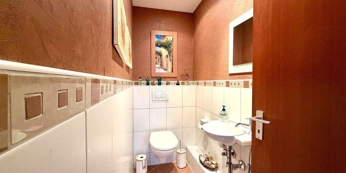 Etagenwohnung Düsseldorf Unterbach - 4 Zimmer, 109 m&sup2;, 359.000&euro; | Angebot:25687320