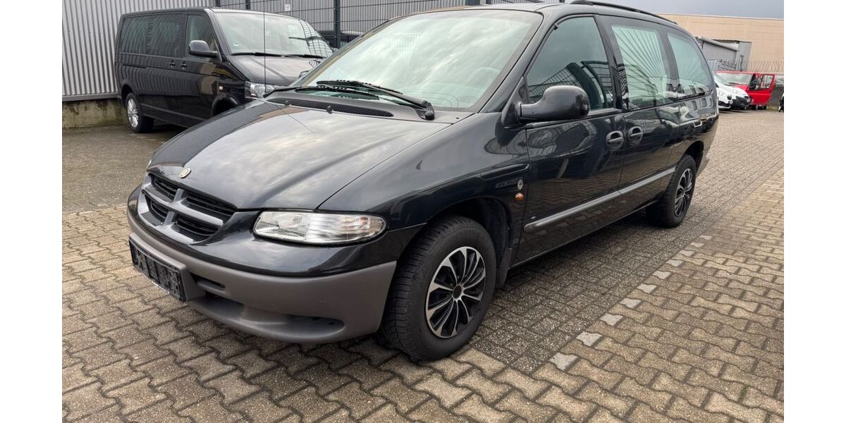 Chrysler Voyager 105.000 km 4.999 &euro; Mülheim an der Ruhr 45472