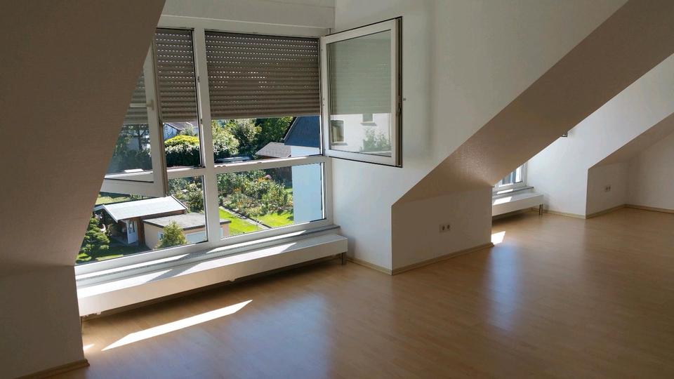 Dachgeschoßwohnung Velbert - 2 Zimmer, 78 m&sup2;, 818&euro; | Angebot:27544552