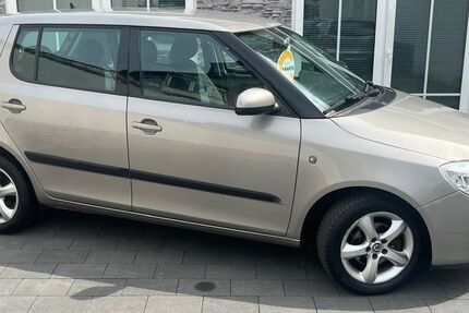Skoda Fabia 95.000 km 6.290 &euro; Oberhausen 46145
