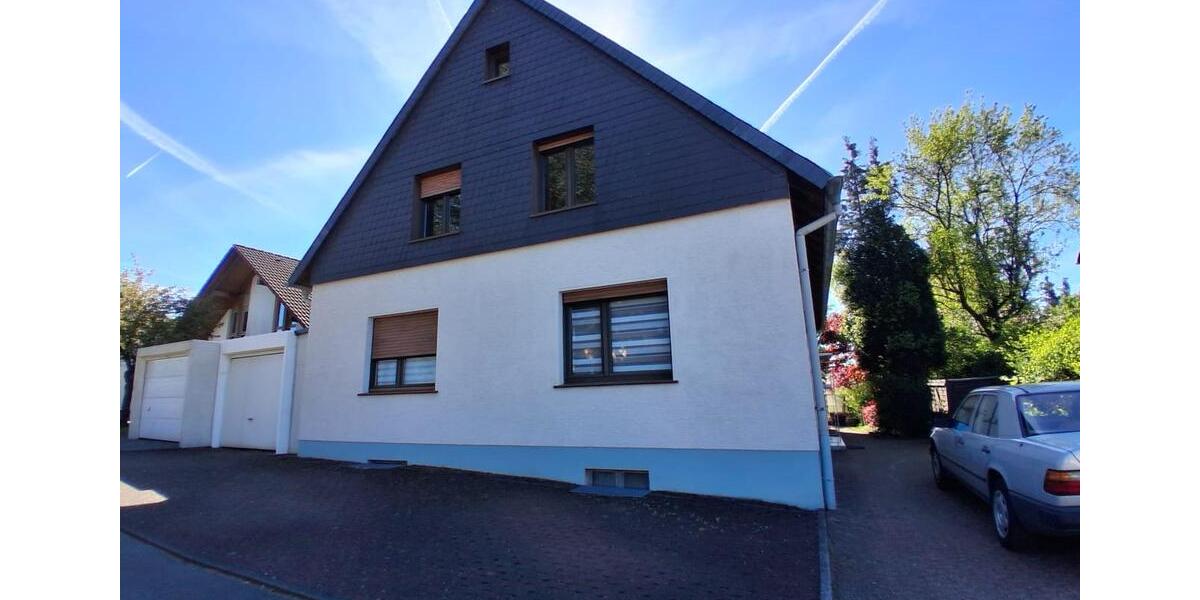 Einfamilienhaus Wuppertal Gemarkung Ronsdorf - 8 Zimmer, 210 m&sup2;, 419.000&euro; | Angebot:26397878