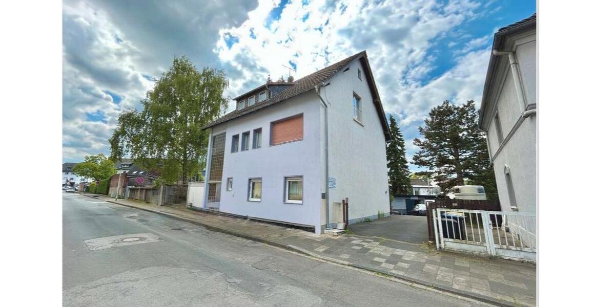 Dachgeschoßwohnung Solingen Wald - 3 Zimmer, 74 m&sup2;, 1.020&euro; | Angebot:26020341
