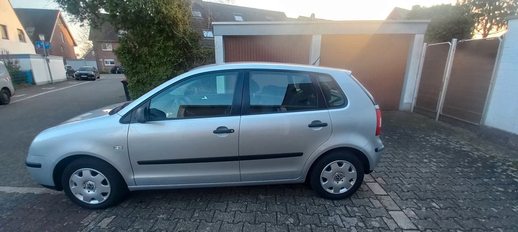 VW Polo 123.000 km 2.750 &euro; Krefeld 47839