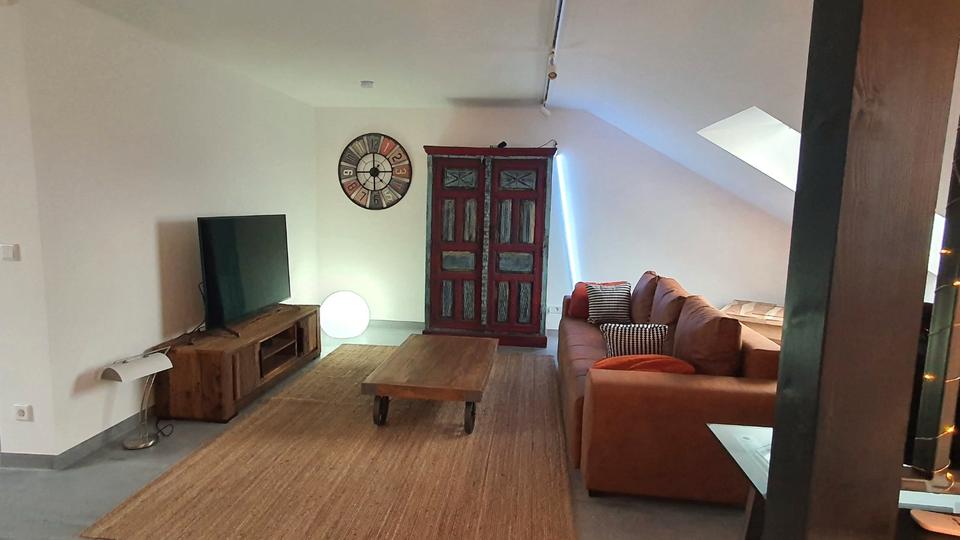 Etagenwohnung Langenfeld (Rheinland) - 1 Zimmer, 1.300&euro; | Angebot:26442840