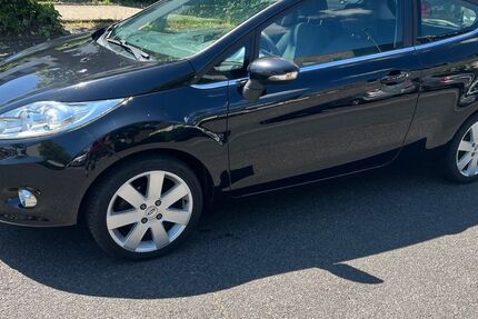 Ford Fiesta 124.000 km 4.300 &euro; Kaarst 41564