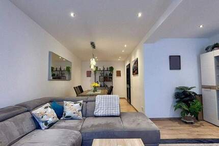 Haus Krefeld Hüls - 4 Zimmer, 136 m&sup2;, 486.000&euro; | Angebot:25654258