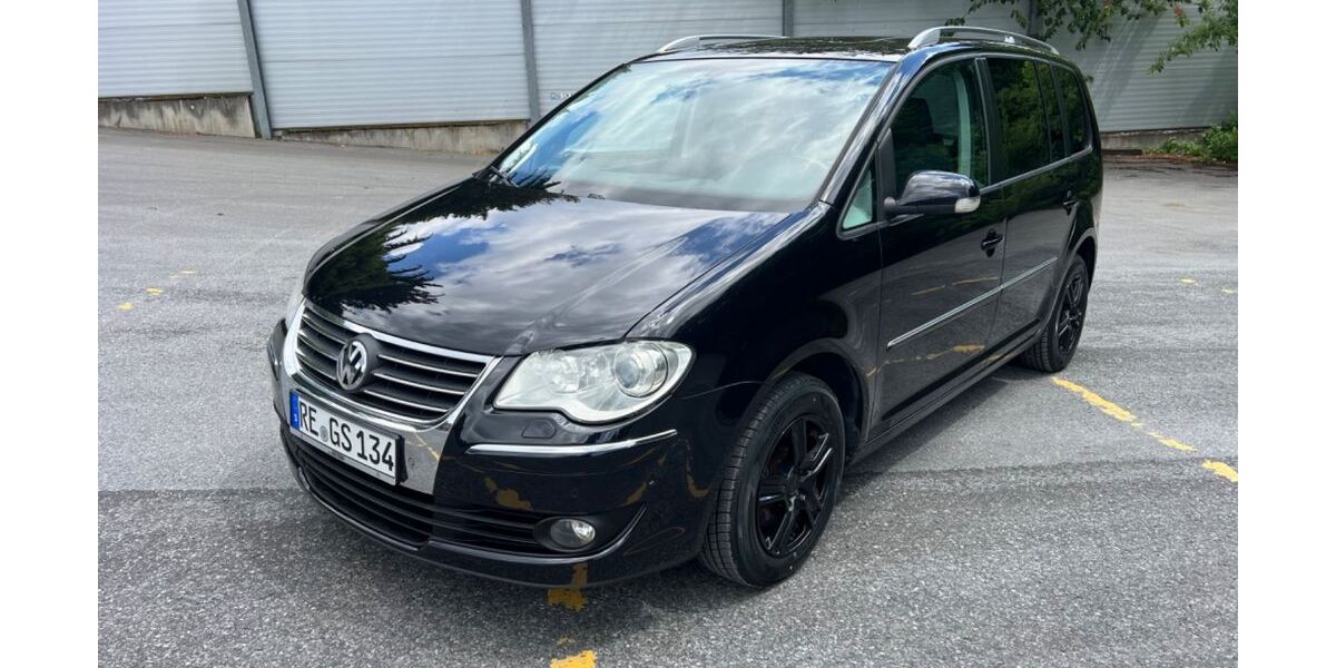 VW Touran 193.863 km 6.900 &euro; Düsseldorf 40472