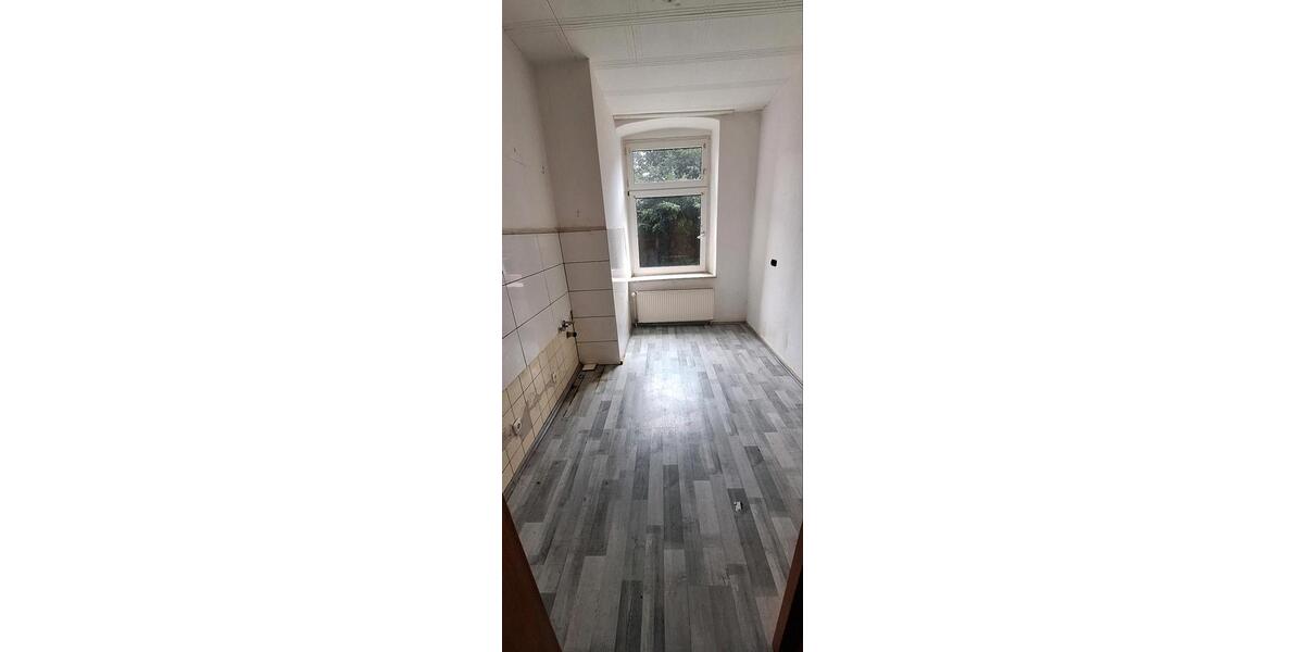 Erdgeschoßwohnung Gelsenkirchen Ückendorf - 3 Zimmer, 73 m&sup2;, 715&euro; | Angebot:25942438