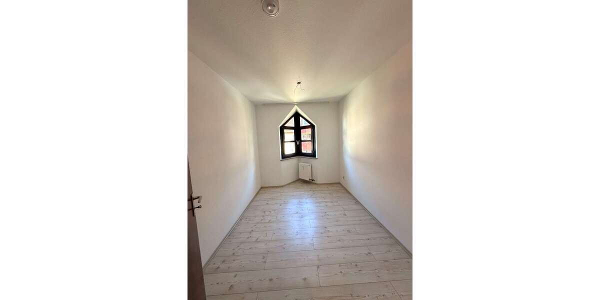 Etagenwohnung Moers - 3 Zimmer, 75 m&sup2;, 869&euro; | Angebot:26502849