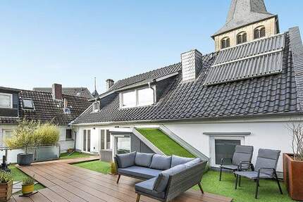 Haus Mettmann - 9 Zimmer, 307 m&sup2;, 3.700&euro; | Angebot:25733775