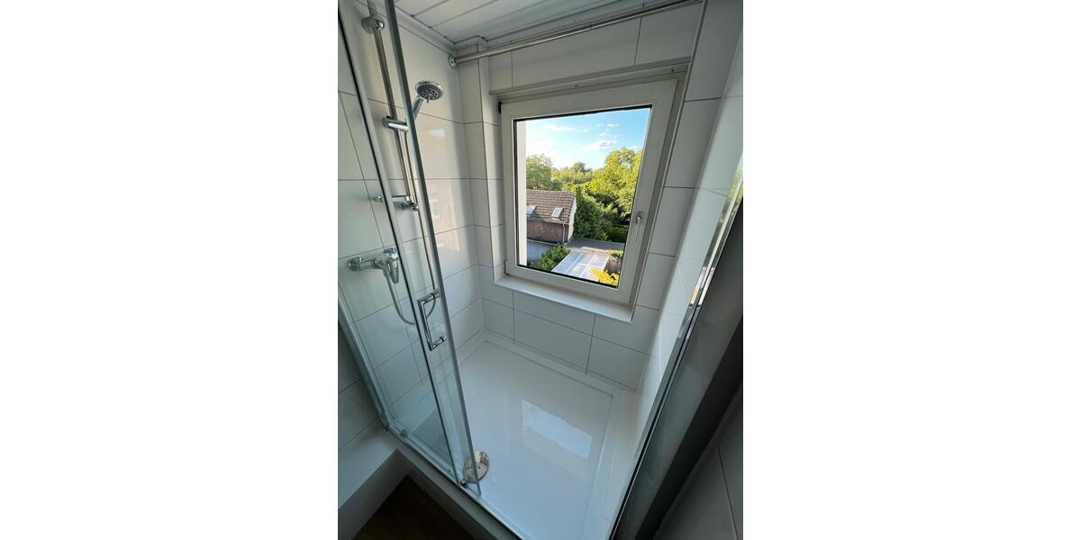 Dachgeschoßwohnung Moers - 2 Zimmer, 46 m&sup2;, 630&euro; | Angebot:26345296