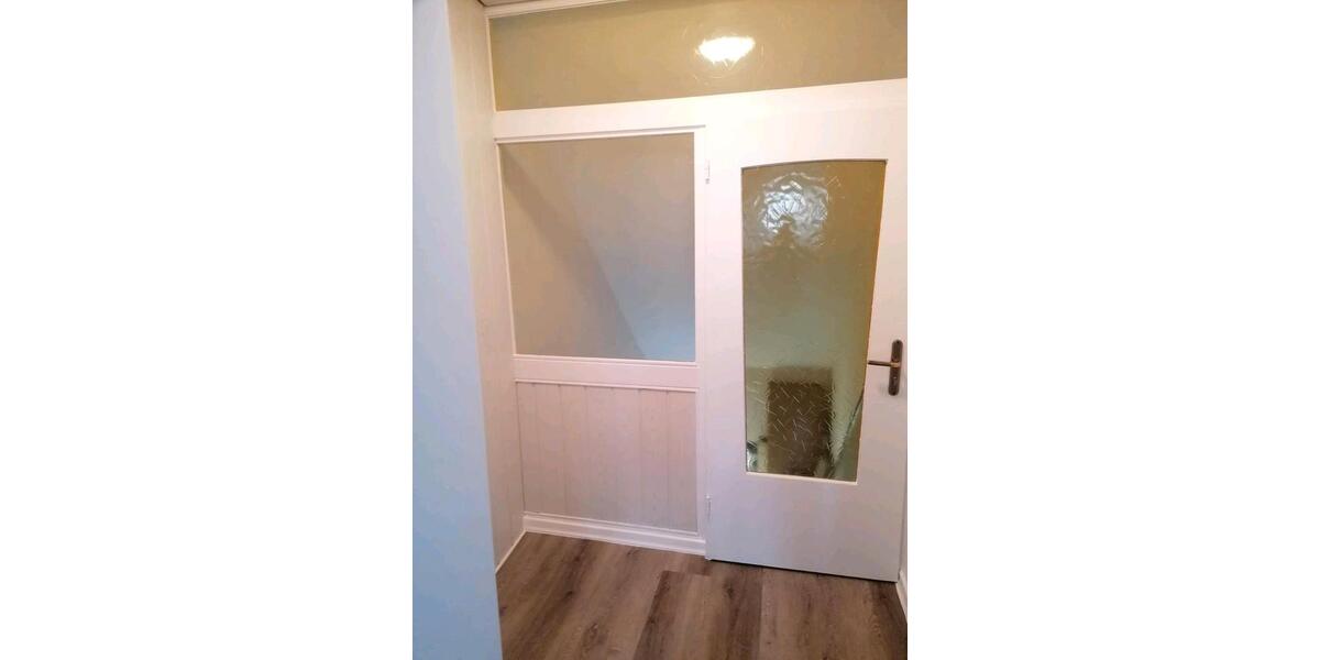 Dachgeschoßwohnung Mülheim an der Ruhr Broich - 2 Zimmer, 52 m&sup2;, 700&euro; | Angebot:27539265
