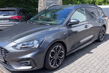 Ford Focus 64.999 km 17.990 &euro; Krefeld 47839