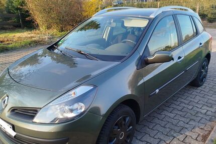 Renault Clio 90.858 km 3.990 &euro; Remscheid 42897