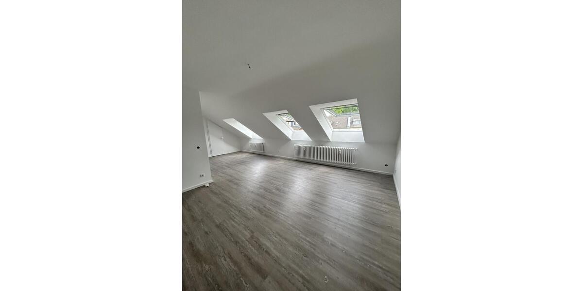 Dachgeschoßwohnung Ratingen - 2 Zimmer, 70 m&sup2;, 840&euro; | Angebot:27537349