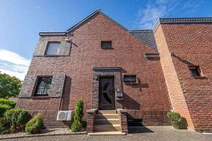Haus Willich - 9 Zimmer, 203 m&sup2;, 464.000&euro; | Angebot:27527979