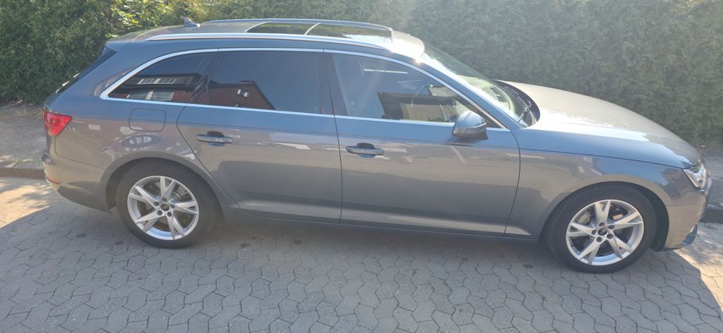 Audi A4 149.200 km 17.990 &euro; Oberhausen 46145