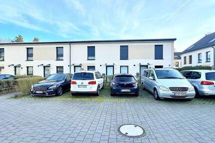 Haus Düsseldorf Eller - 3 Zimmer, 81 m&sup2;, 439.000&euro; | Angebot:25689196