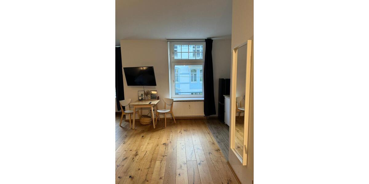 Etagenwohnung Düsseldorf Stadtmitte - 1 Zimmer, 37 m&sup2;, 1.100&euro; | Angebot:25439068