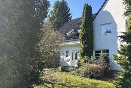 Haus Essen Heidhausen - 5 Zimmer, 198 m&sup2;, 750.000&euro; | Angebot:25695444