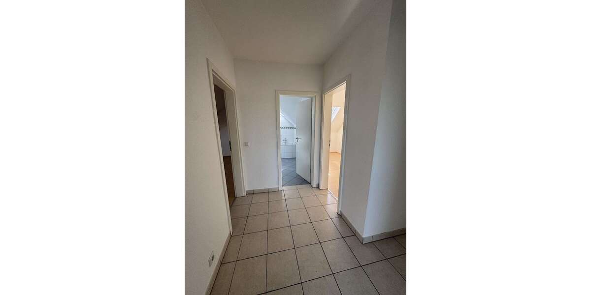Etagenwohnung Moers Kapellen - 3 Zimmer, 72 m&sup2;, 620&euro; | Angebot:25283143