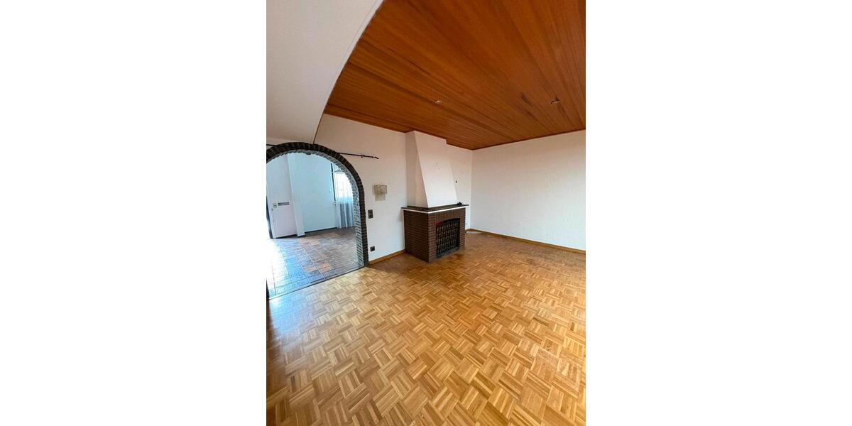 Reihenhaus Krefeld Dießem - 4 Zimmer, 120 m&sup2;, 320.000&euro; | Angebot:27533538
