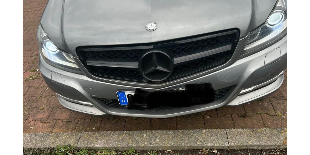 Mercedes-Benz C 250 230.000 km 10.500 &euro; Mülheim 45476