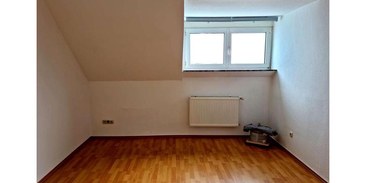 Dachgeschoßwohnung Mönchengladbach Ost - 2 Zimmer, 53 m&sup2;, 520&euro; | Angebot:25366374