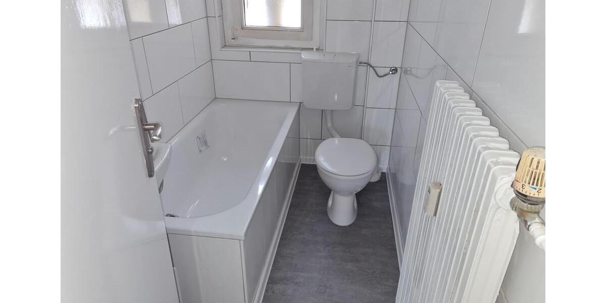 Etagenwohnung Duisburg Hamborn - 2 Zimmer, 51 m&sup2;, 360&euro; | Angebot:25722250