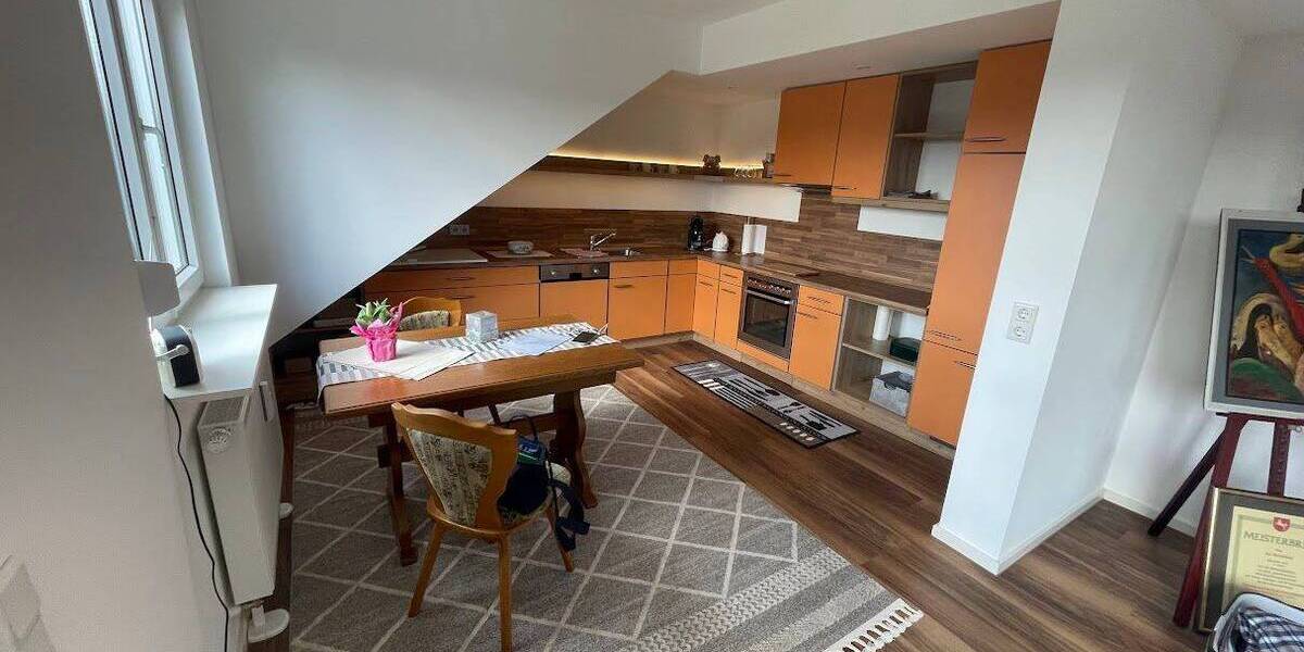 Etagenwohnung Duisburg Röttgersbach - 2 Zimmer, 82 m&sup2;, 758&euro; | Angebot:26572994