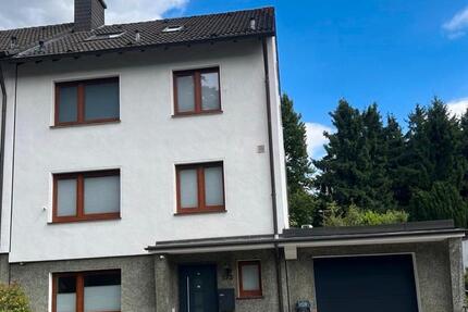 Haus Mülheim an der Ruhr Mellinghofen - 9 Zimmer, 248 m&sup2;, 720.000&euro; | Angebot:24611100