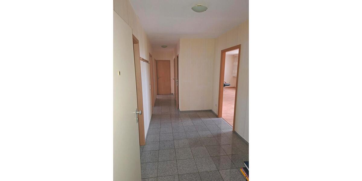Erdgeschoßwohnung Dormagen Hackenbroich - 4 Zimmer, 91 m&sup2;, 240.000&euro; | Angebot:27535731