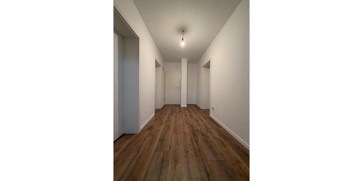 Etagenwohnung Duisburg Mittelmeiderich - 3 Zimmer, 85 m&sup2;, 1.100&euro; | Angebot:27555220