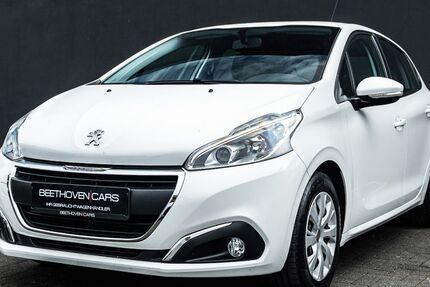 Peugeot 208 33.000 km 7.500 &euro; Solingen 42655