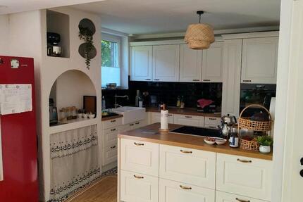 Haus Duisburg Duisburg-Mitte - 12 Zimmer, 250 m&sup2;, 330.000&euro; | Angebot:27198074
