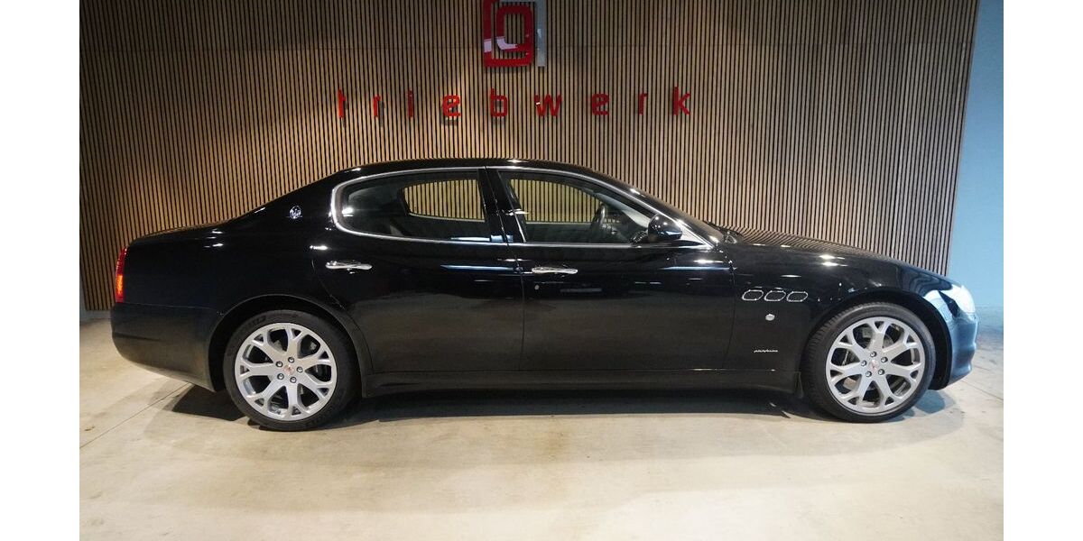 Maserati Quattroporte 49.800 km 41.941 &euro; Duisburg 47228