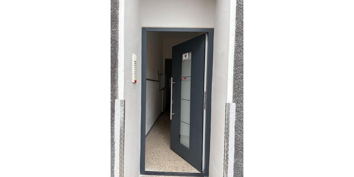 Erdgeschoßwohnung Essen Stadtkern - 1.5 Zimmer, 30 m&sup2;, 475&euro; | Angebot:27544196