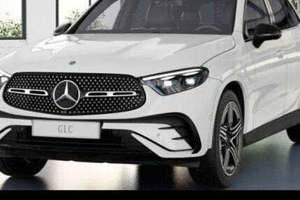 Mercedes-Benz GLC 220 9.900 km 62.990 &euro; Düsseldorf 40470
