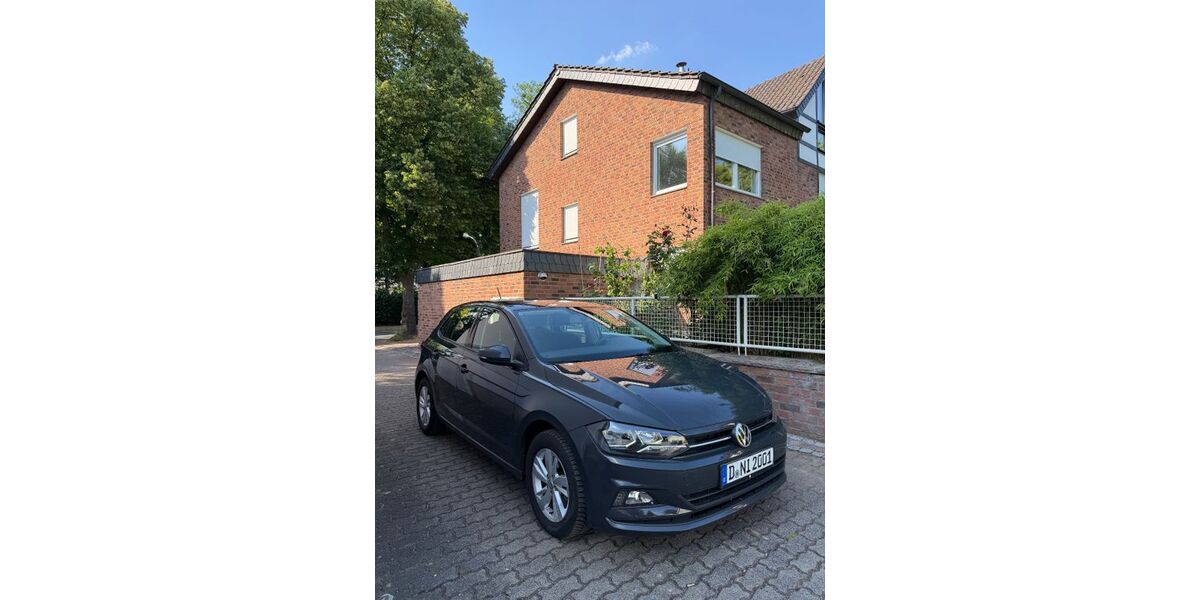 VW Polo 102.000 km 12.000 &euro; Düsseldorf 40589