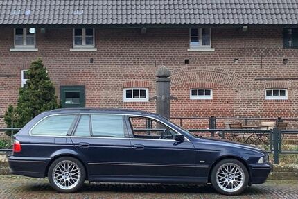 BMW 540 340.014 km 9.500 &euro; Krefeld 47829