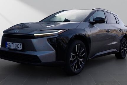 Toyota bZ4X 2.500 km 57.990 &euro; Solingen 42719