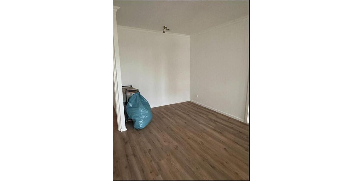 Hochparterre Solingen Central - 3 Zimmer, 71 m&sup2;, 650&euro; | Angebot:25408490