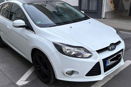Ford Focus 162.500 km 4.600 &euro; Remscheid 42853