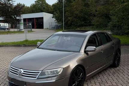 VW Phaeton 152.000 km 14.500 &euro; Düsseldorf 40472