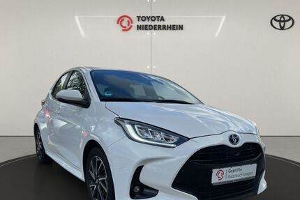 Toyota Yaris 24.900 km 19.485 &euro; Krefeld 47809